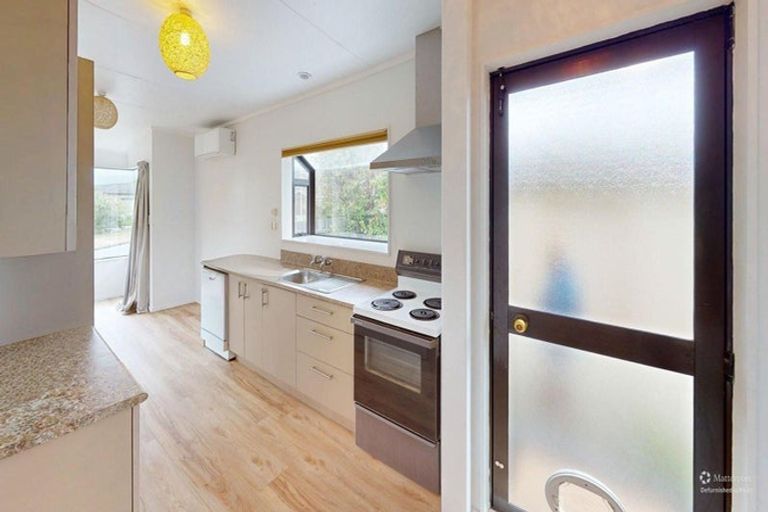 Photo of property in 4 Sandpiper Court, Paraparaumu Beach, Paraparaumu, 5032