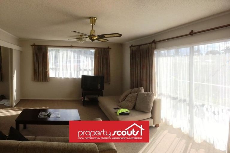 Photo of property in 16 Forest Hill Road, Henderson, Auckland, 0612