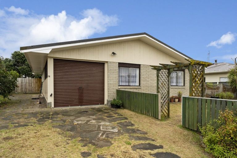 Photo of property in 81 Norfolk Crescent, Otaki Beach, Otaki, 5512