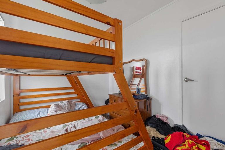 Photo of property in 2/14 Ririno Place, Manurewa, Auckland, 2102