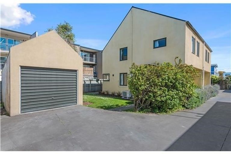 Photo of property in 8/36 Mathesons Road, Phillipstown, Christchurch, 8011