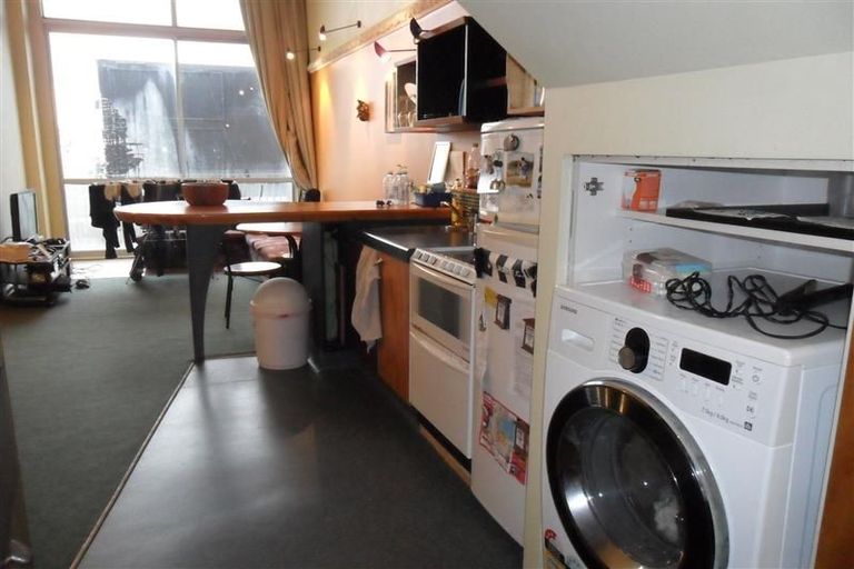 Photo of property in Qba Apartments, 1b/51 Webb Street, Mount Cook, Wellington, 6011