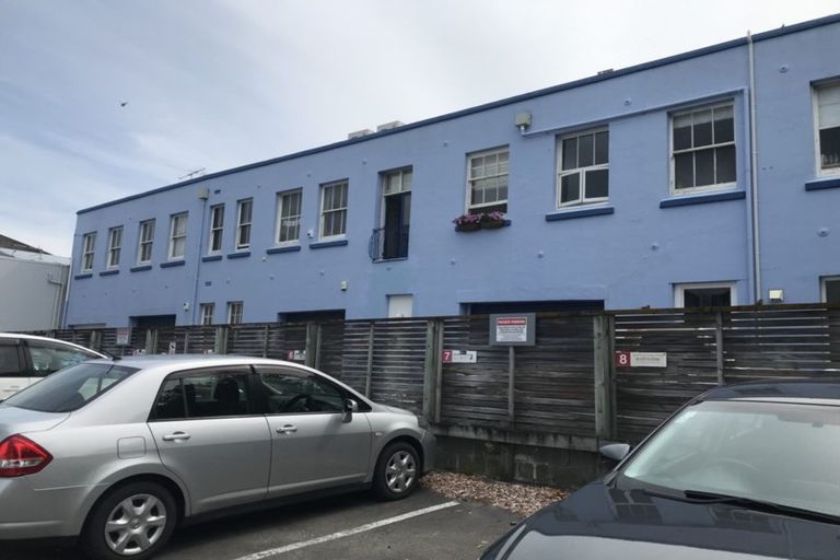 Photo of property in 2/2 King Street, Mount Cook, Wellington, 6021