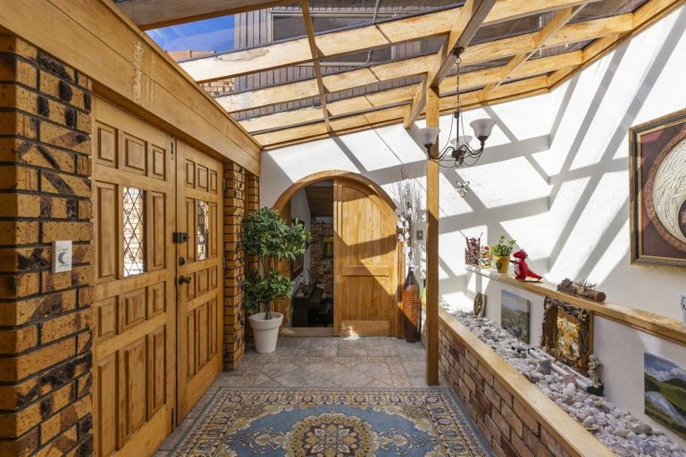 Photo of property in 16 Brigantine Drive, Beach Haven, Auckland, 0626