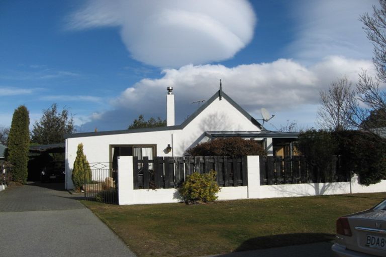 Photo of property in 9 Coleraine Street, Cromwell, 9310