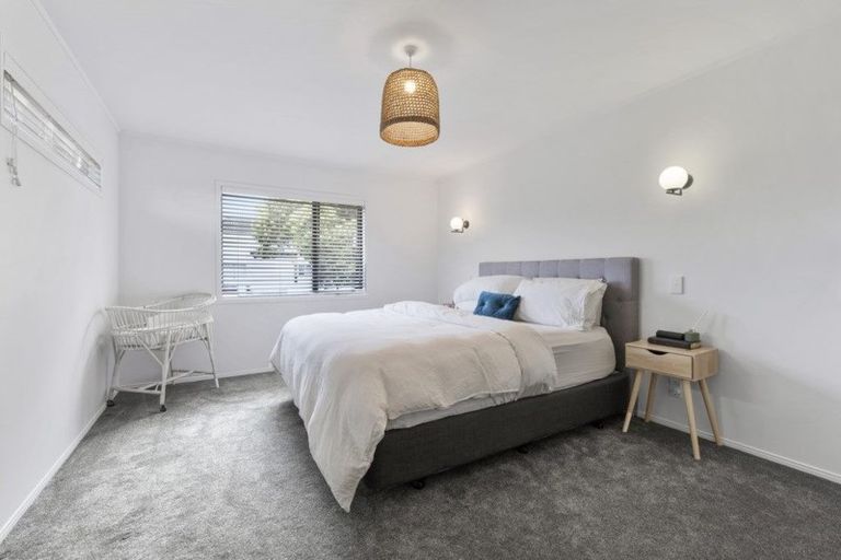 Photo of property in 2/1 Bruce Street, Northcote Point, Auckland, 0627