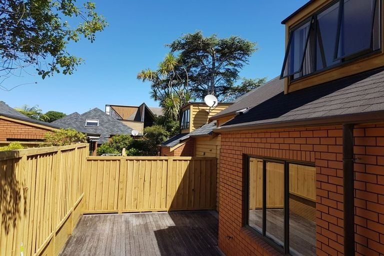 Photo of property in 60 Futuna Close, Karori, Wellington, 6012