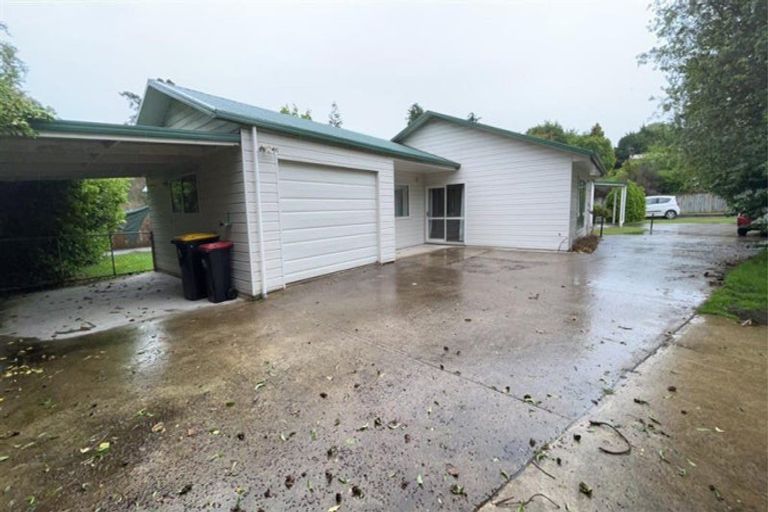 Photo of property in 15 Jordan Place, Tirau, 3410