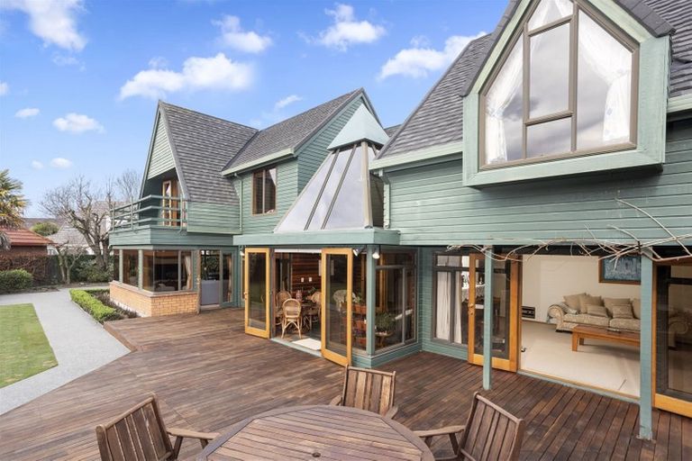 Photo of property in 23 San Rafael Place, Burnside, Christchurch, 8053