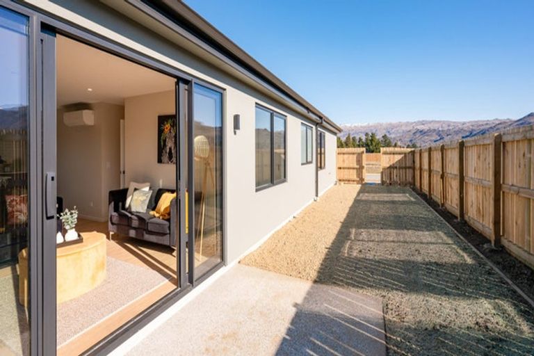 Photo of property in 9 Koreke Lane, Clyde, 9391