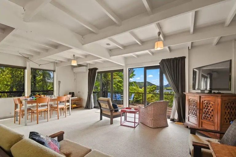 Photo of property in 3 Ridge Road, Lake Okareka, Rotorua, 3076