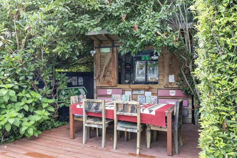 Photo of property in 477 Avonhead Road, Avonhead, Christchurch, 8042