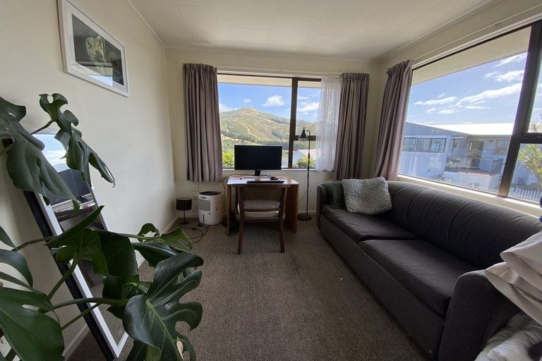 Photo of property in 15 Welland Place, Island Bay, Wellington, 6023