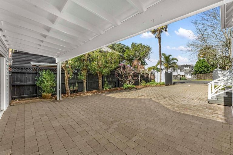 Photo of property in 2 Minnehaha Avenue, Takapuna, Auckland, 0622