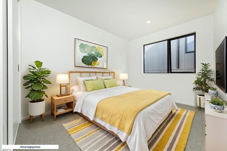 Photo of property in 102 Te Oneroa Way, Long Bay, Auckland, 0630