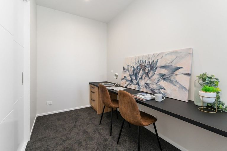 Photo of property in 21 Tararua Crescent, Otaki, 5512