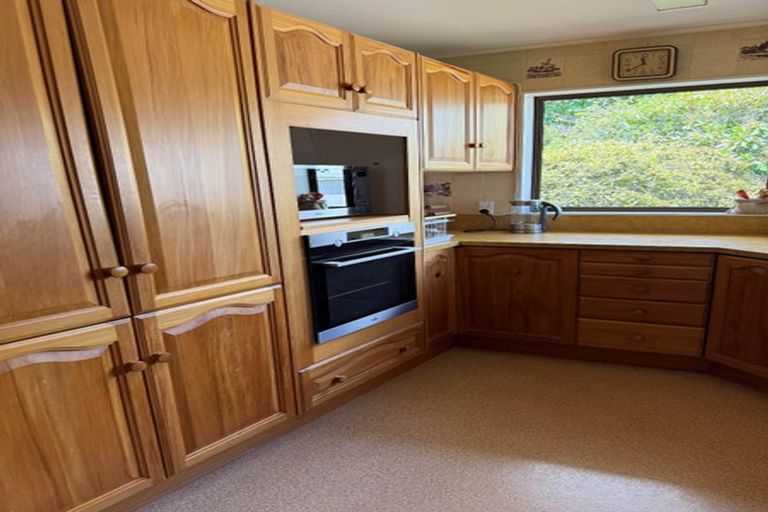 Photo of property in 7 Wakefield Grove, Waikanae, 5036