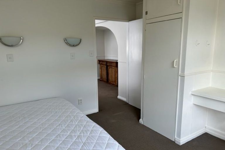 Photo of property in Aroha Apartments, 222 The Terrace, Wellington Central, Wellington, 6011