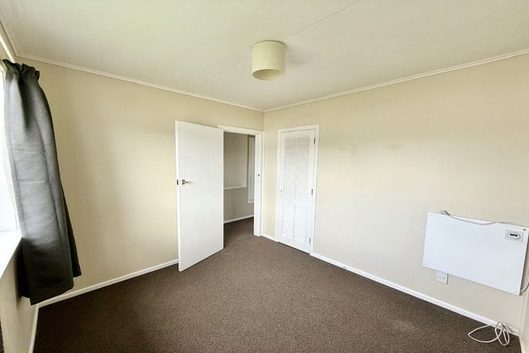Photo of property in Oberon Flats, 48a Merton Street, Trentham, Upper Hutt, 5018