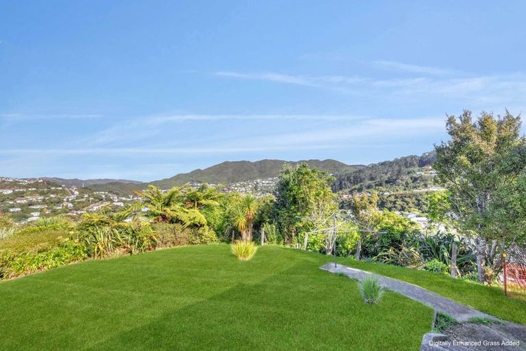 Photo of property in 8-10 Montgomery Avenue, Karori, Wellington, 6012