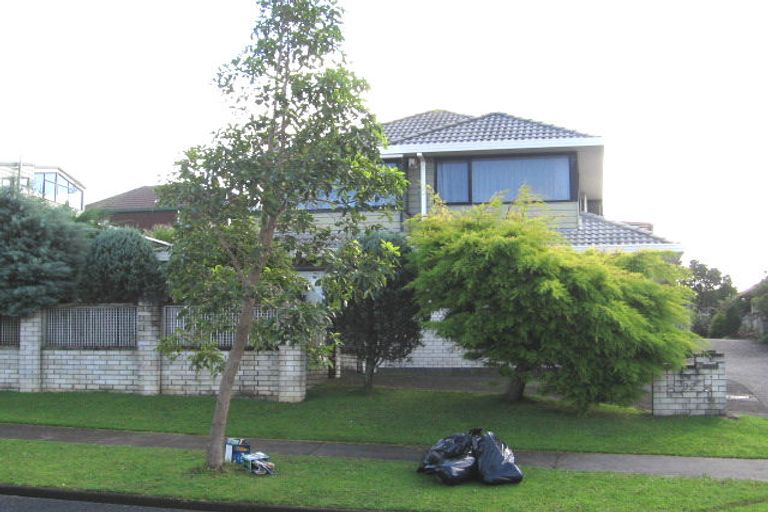 Photo of property in 2/32 Bucklands Beach Road, Bucklands Beach, Auckland, 2012