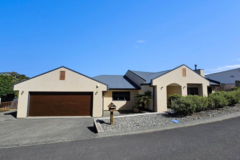 Photo of property in 26 Port Lane, Whitby, Porirua, 5024