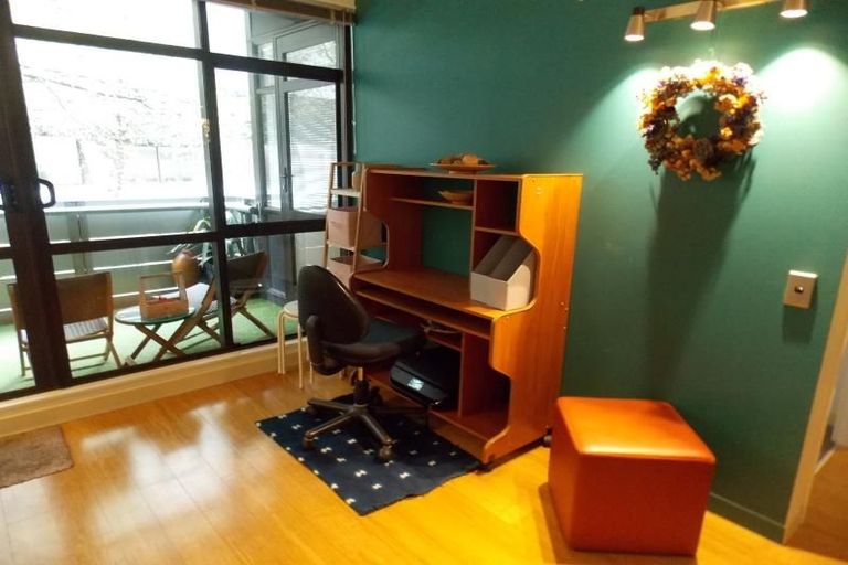 Photo of property in Gerondis Bldg Apartments, 101/60 Willis Street, Wellington Central, Wellington, 6011