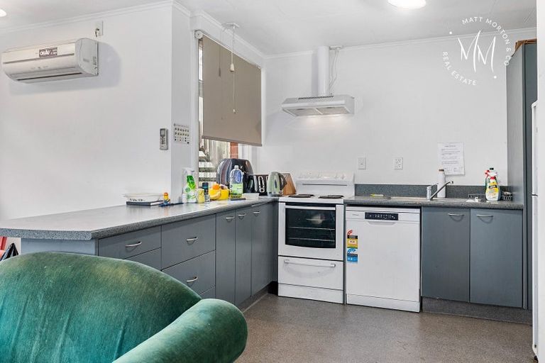 Photo of property in 123 Harbour Terrace, North Dunedin, Dunedin, 9016