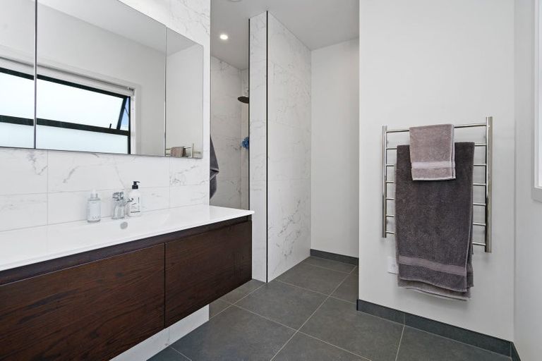 Photo of property in 86 Sunline Drive, Cambridge, 3432