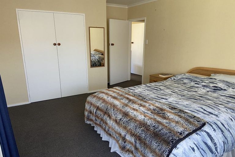 Photo of property in 19 Wallace Place, Hokowhitu, Palmerston North, 4410