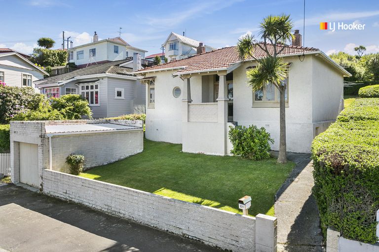 Photo of property in 61 Tomahawk Road, Andersons Bay, Dunedin, 9013