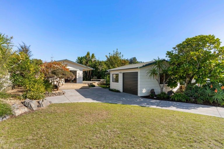 Photo of property in 321 Otahu Road, Whangamata, 3620