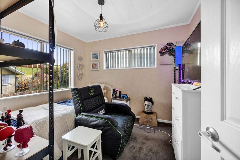 Photo of property in 15 Pukekohatu Street, Waitara, 4320