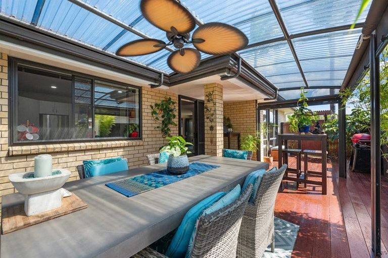 Photo of property in 12 Atlantic Close, Papamoa Beach, Papamoa, 3118