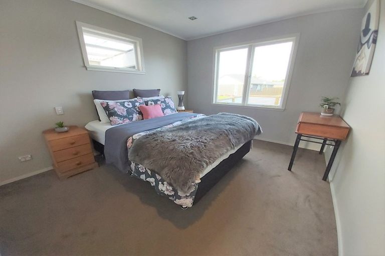 Photo of property in 1 Lowburn Avenue, Waipu, 0510