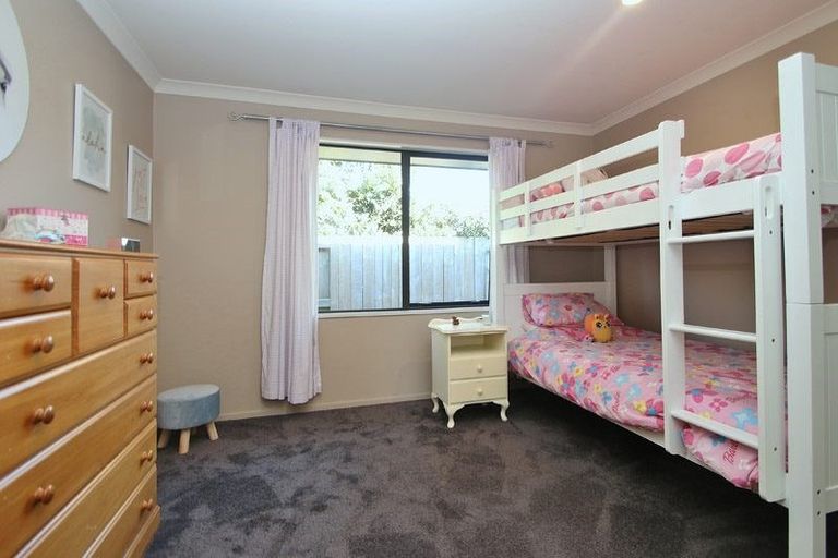 Photo of property in 7 Durmast Court, Cambridge, 3434