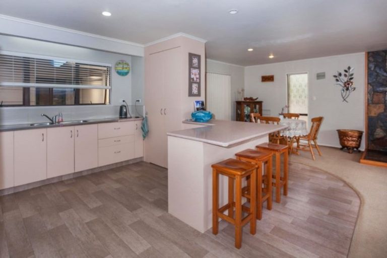 Photo of property in 201 Tukere Drive, Whangamata, 3620