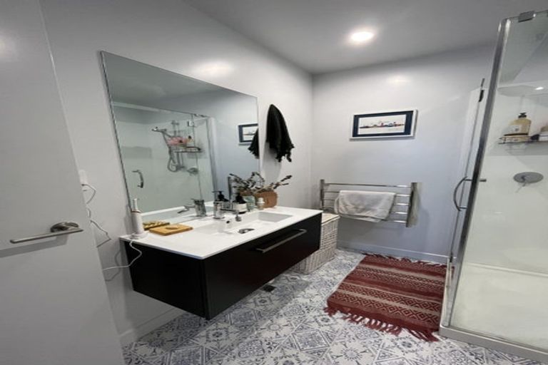 Photo of property in Frank Sargeson Apts, 6/74g Anzac Street, Takapuna, Auckland, 0622