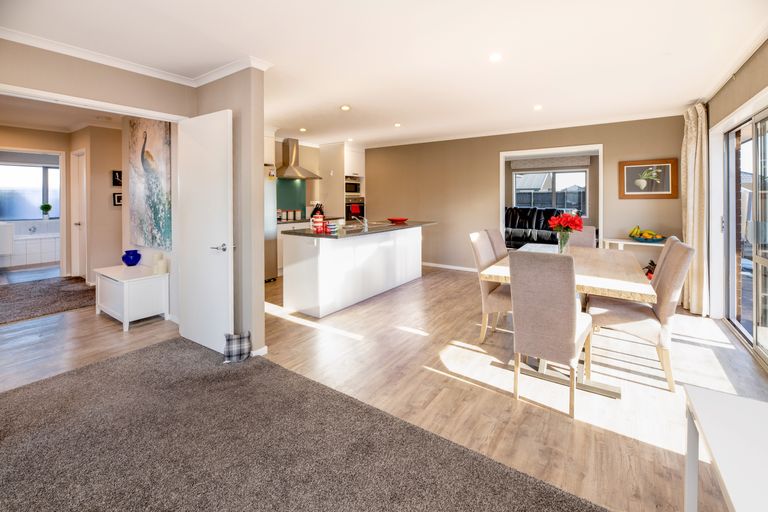 Photo of property in 15 Lignite Drive, Rolleston, 7614