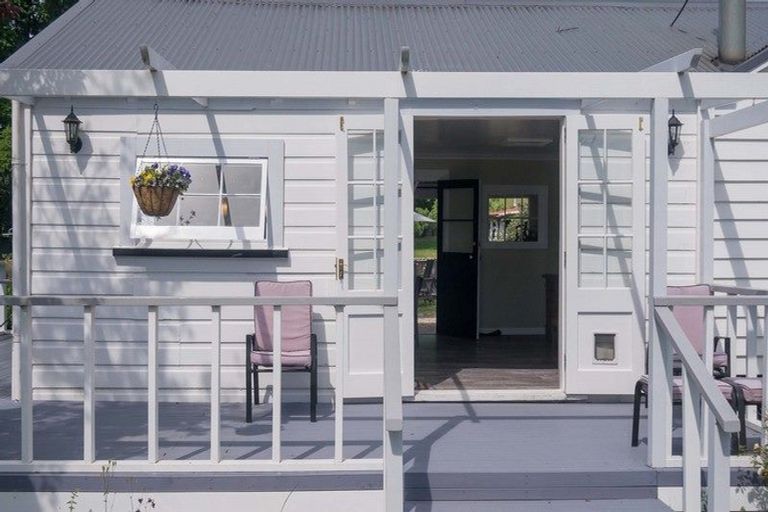 Photo of property in 1033 Masterton Castlepoint Road, Tauweru, Masterton, 5889