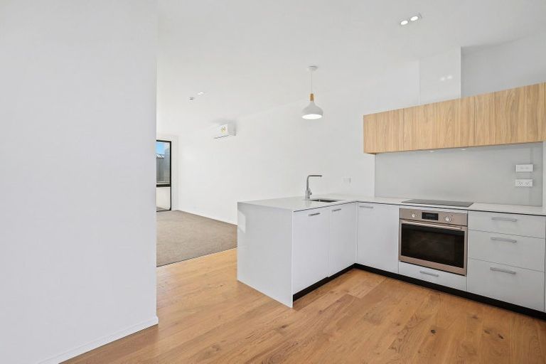 Photo of property in 2/274 Manchester Street, Christchurch Central, Christchurch, 8013