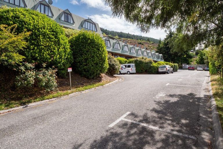 Photo of property in Goldridge Apartments, 9/43 Goldridge Way, Queenstown, 9300