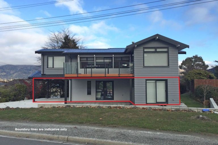 Photo of property in 53 Faulks Terrace, Wanaka, 9305