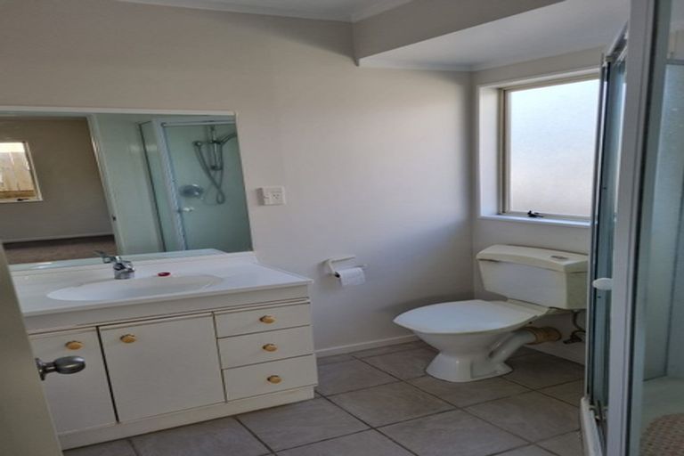 Photo of property in 1/7 Thurston Place, Bucklands Beach, Auckland, 2012