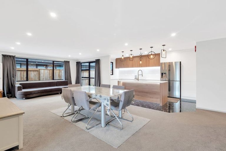 Photo of property in 45 Awataha Crescent, Pyes Pa, Tauranga, 3110