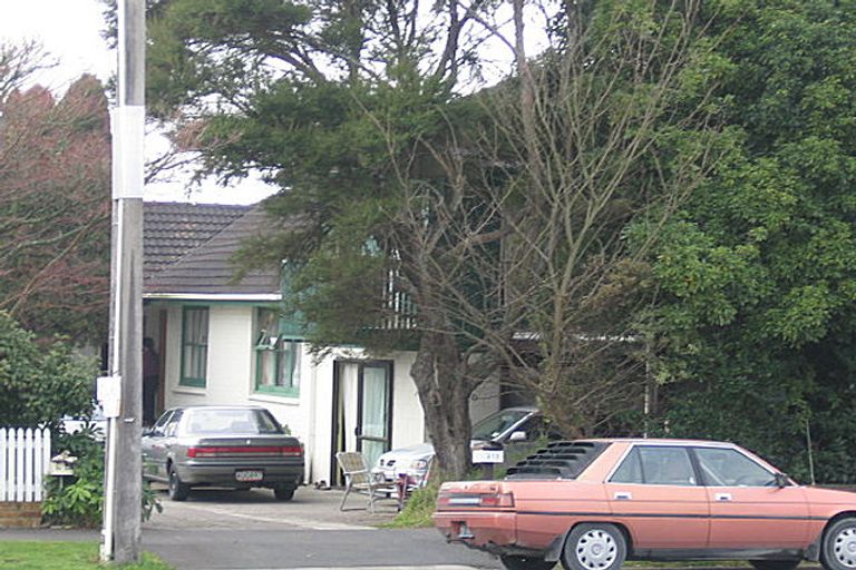 Photo of property in 313 Cambridge Road, Hillcrest, Hamilton, 3216