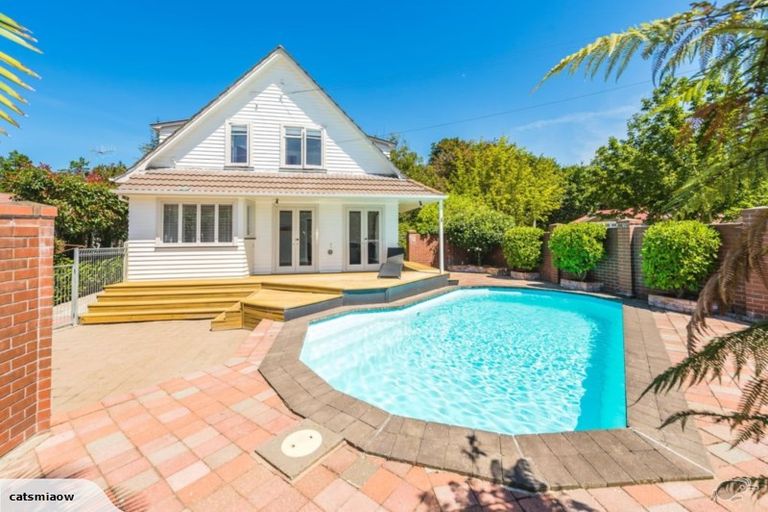 Photo of property in 2 Willis Street, Whanganui East, Whanganui, 4500