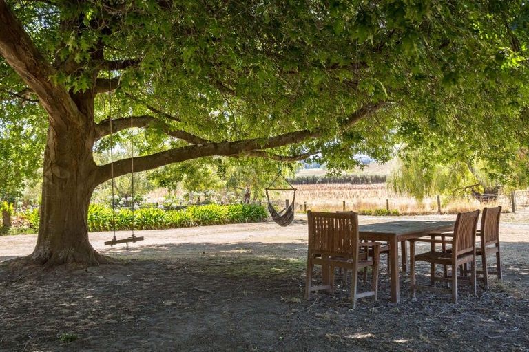 Photo of property in 752 Ponatahi Road, Martinborough, Carterton, 5792