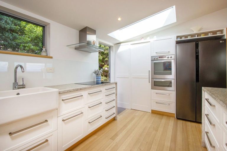 Photo of property in 104b Princes Drive, Britannia Heights, Nelson, 7010