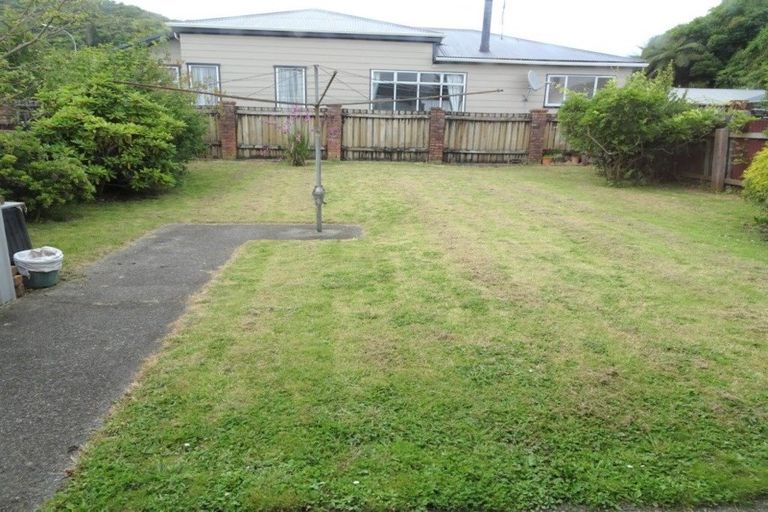 Photo of property in 38 Murray Street, Greymouth, 7805